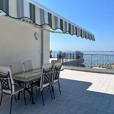 Finestra Sul Mare 몬팔코네